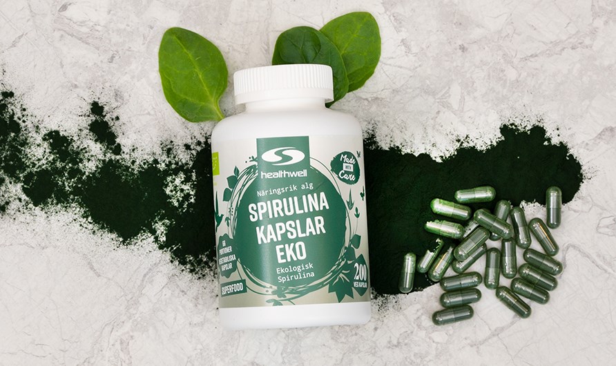 kologisk spirulina i kapsler.